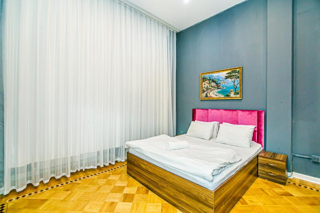 Central Urban Apartments - Nizami Street, Baku در باکو