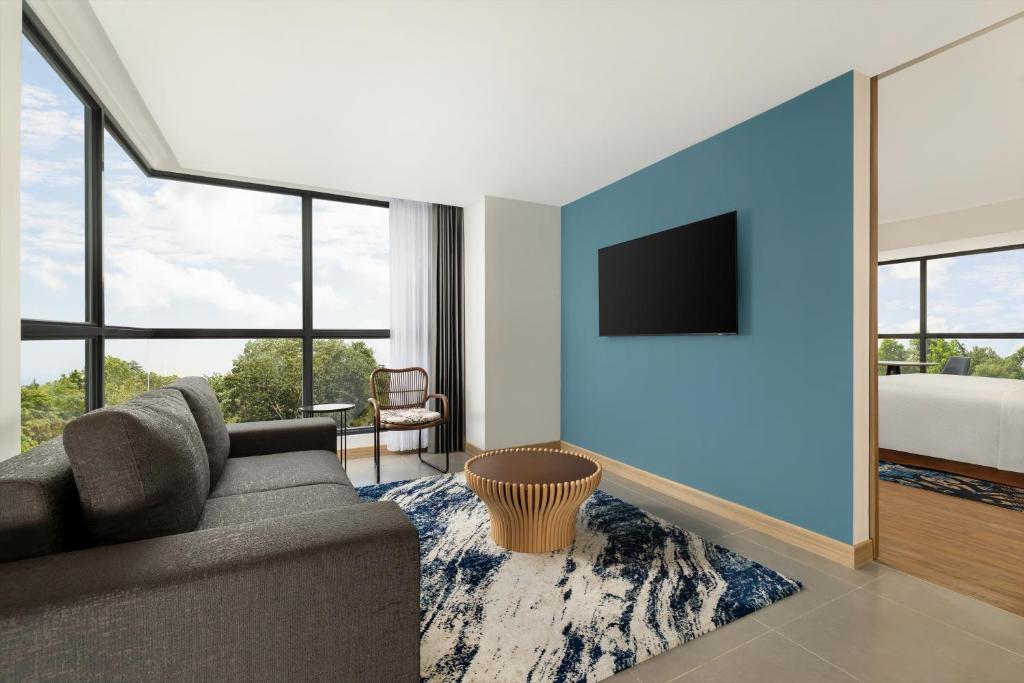 Four Points by Sheraton Pontianak - Suite Con Vistas A La Ciudad