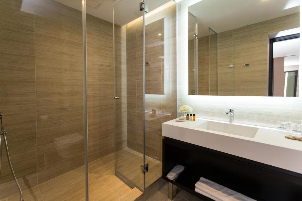 Koupelna v ubytování Dominic Smart & Luxury Suites - Republic Square