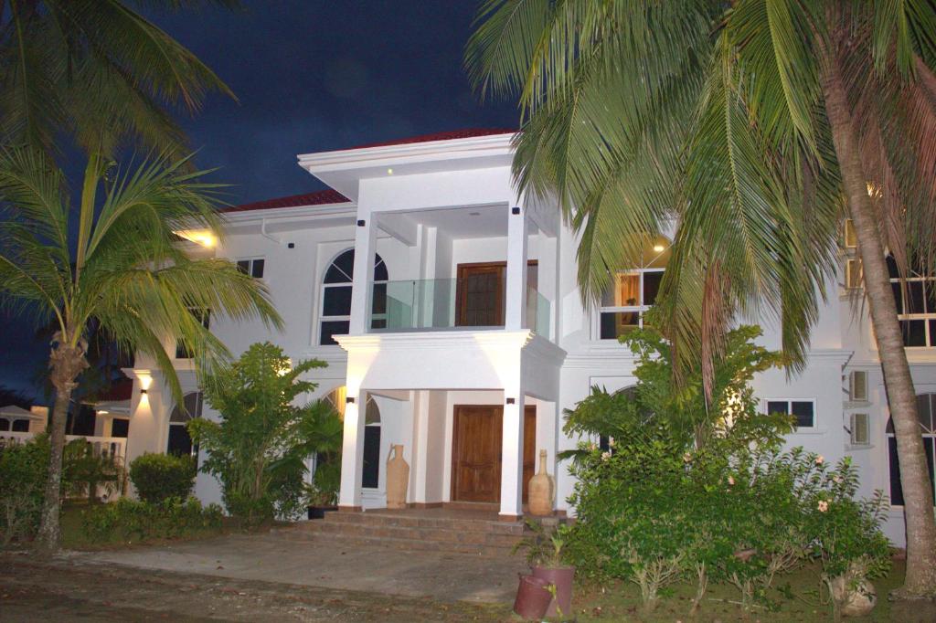 Honduras Shores Plantations - Deluxe Room