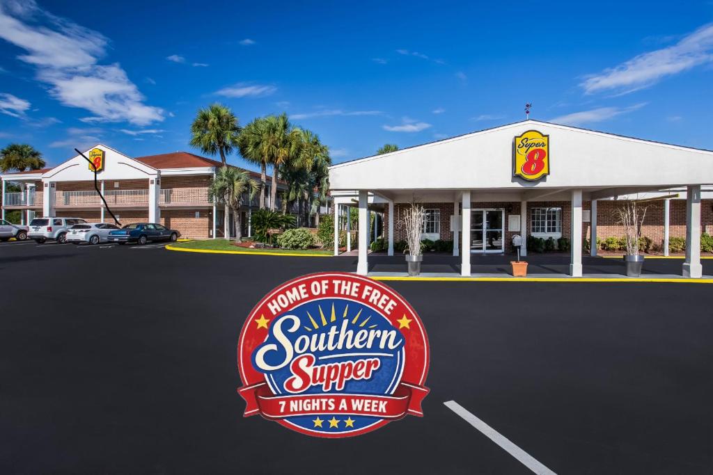 a sign in front of a southern supper restaurant at Super 8 by Wyndham Lake City in Lake City