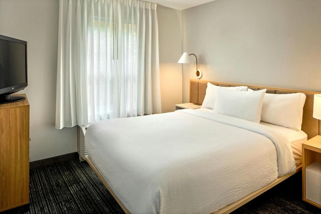 TownePlace Suites Bowie Town Center photo
