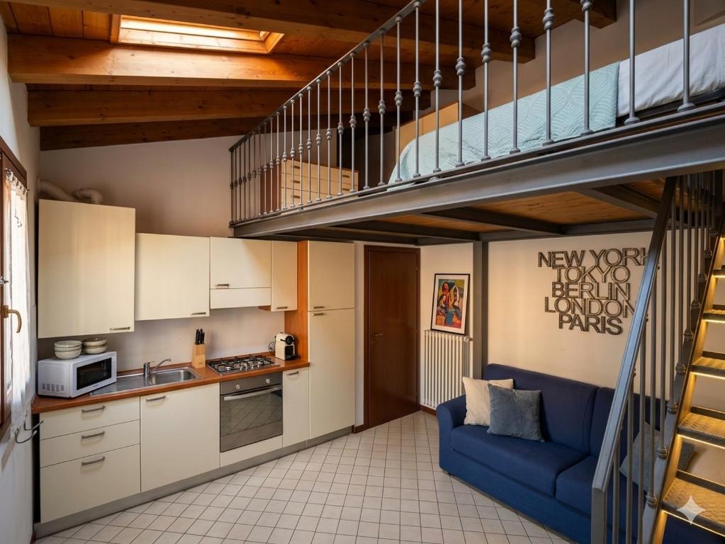 a casa di Leo - Housity