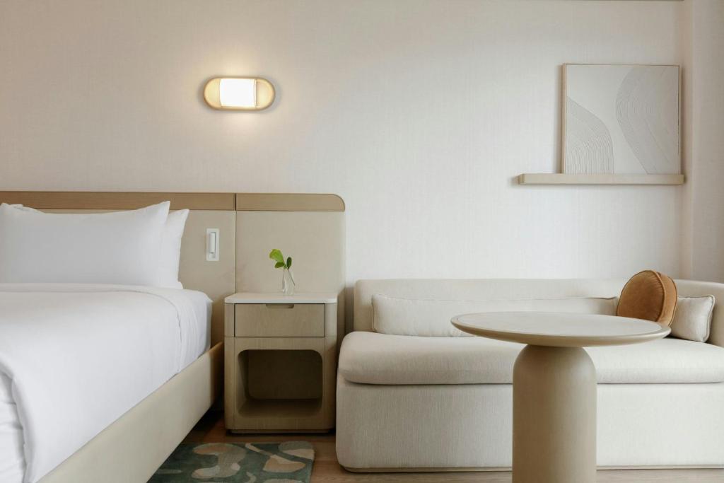 Fort Lauderdale Marriott Pompano Beach Resort and Spa - 