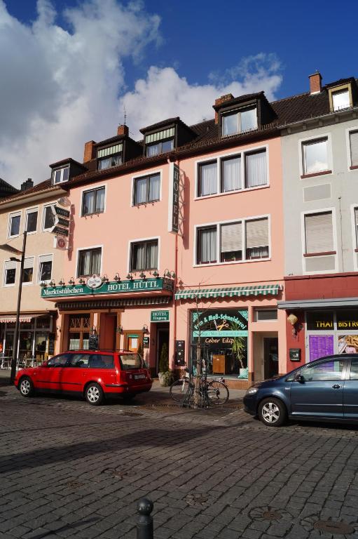 Hotel Hüttl - Housity