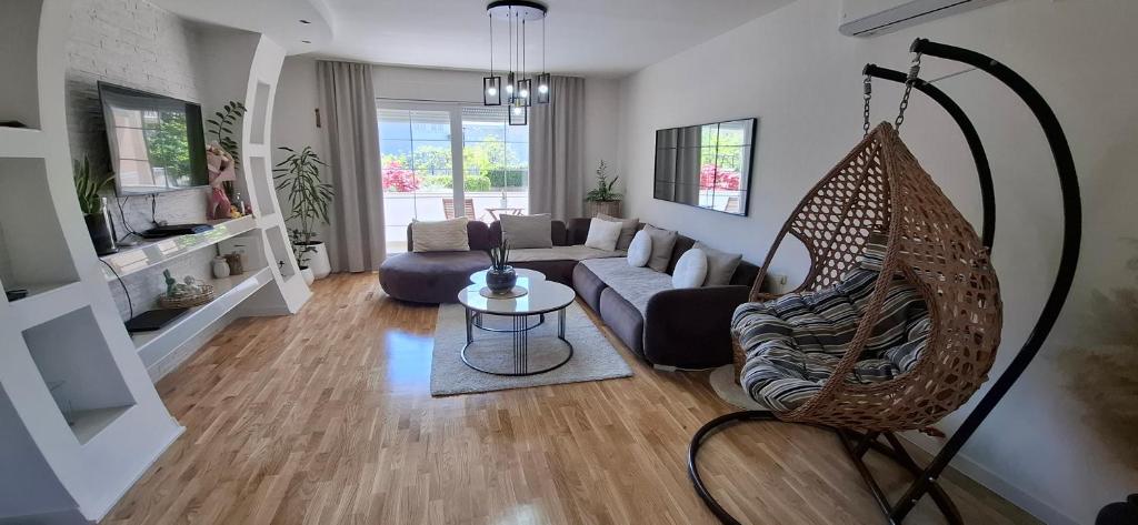 Guest House NO 13 - Housity