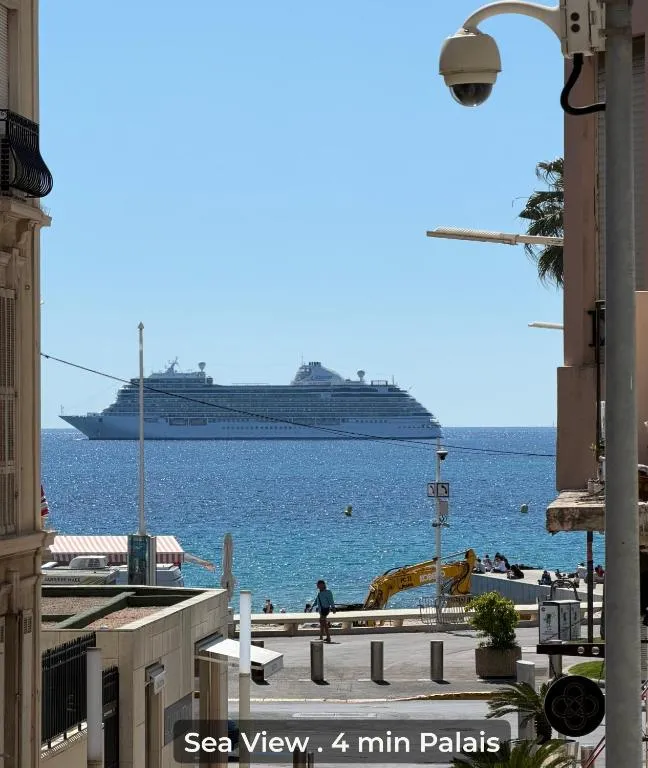 Sea View 2BR 2BA - 4 min Palais - Ideal Cannes Film Festival Stay