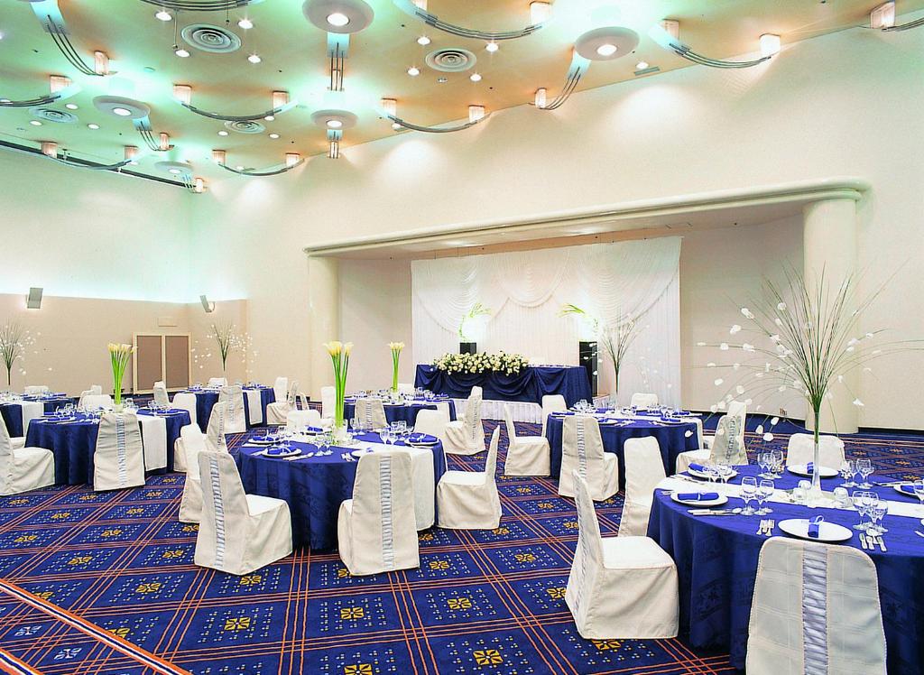 Restaurace v ubytování Loisir Hotel Toyohashi