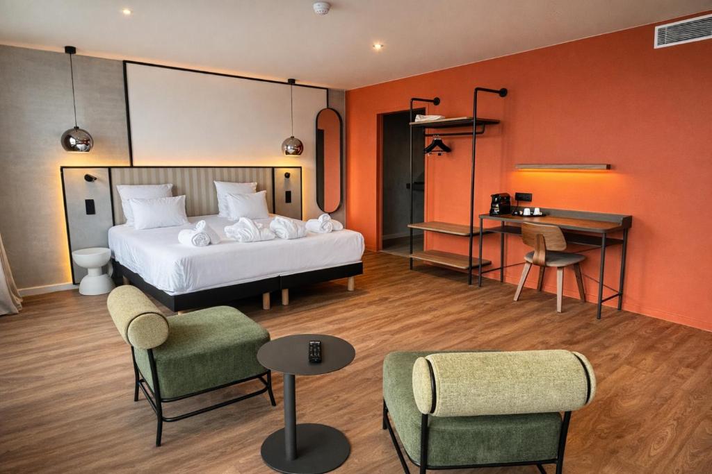 Campanile PRIME - Smart Lyon Chaponost - Appartement Met 1 Kingsize Bed En Slaapbank