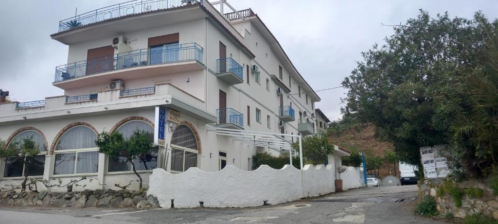 Hotel Conca d'Oro - Housity