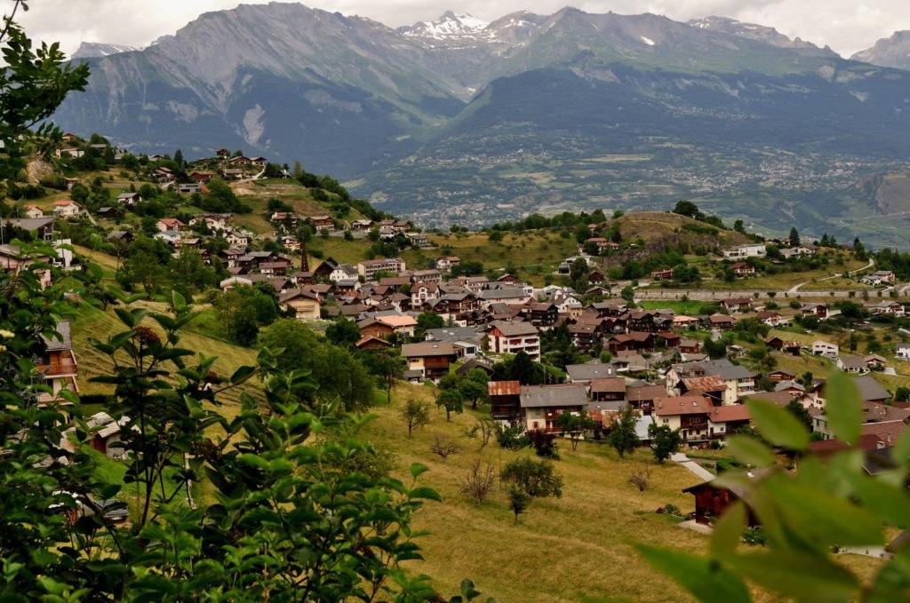 Nespecifikovaný výhled na hory nebo výhled na hory při pohledu z bed and breakfast