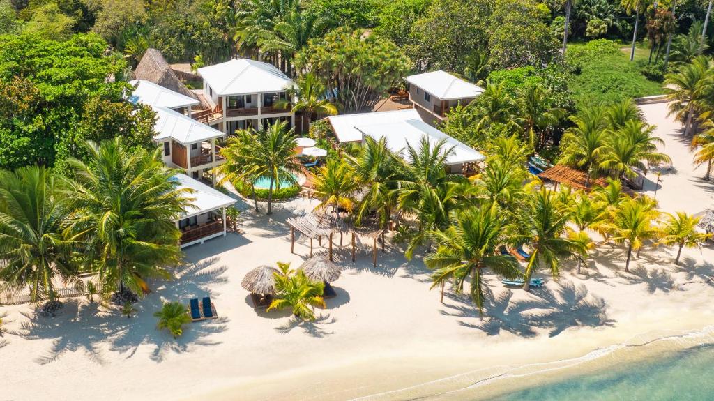Gallery image of Kalimera Beach Hotel in Maya Beach