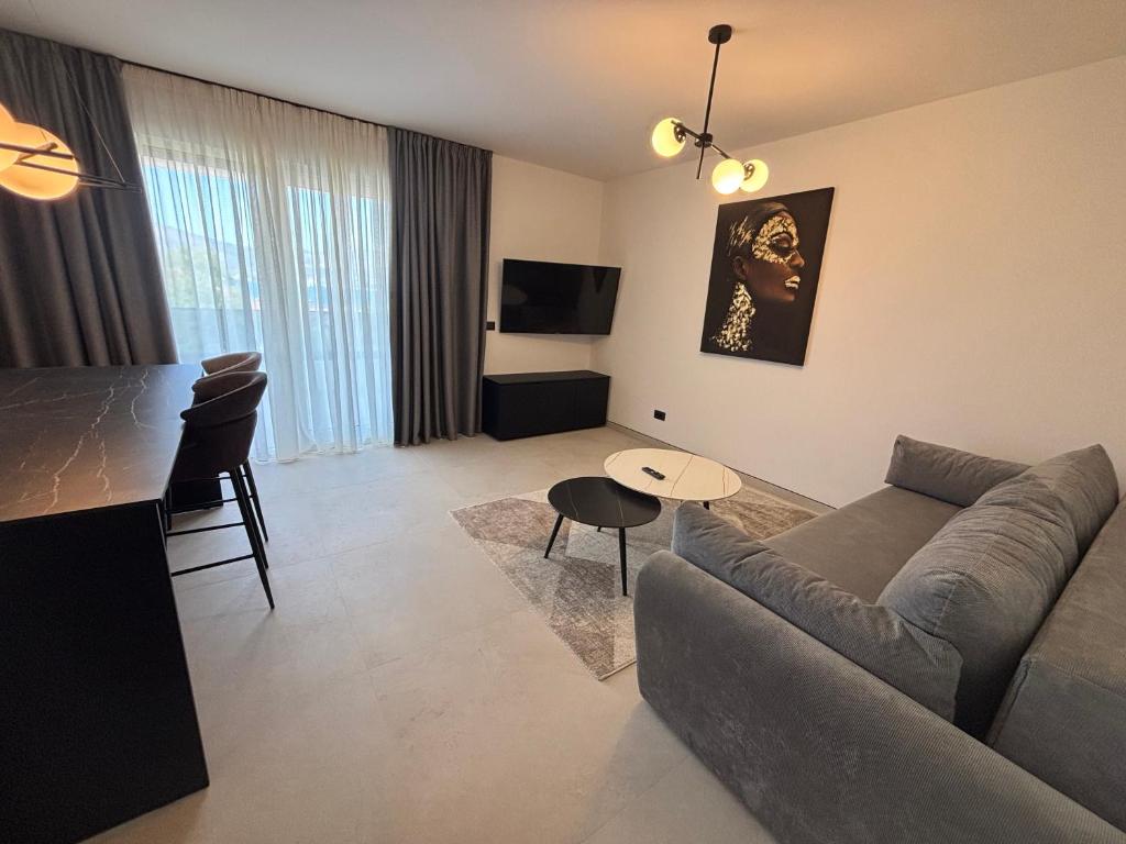 MaLaMi Apartments