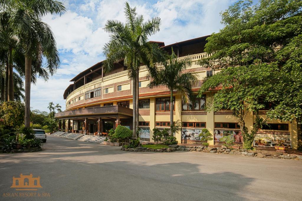 Asean Resort - Shiki Onsen & Spa - 豪华三人间