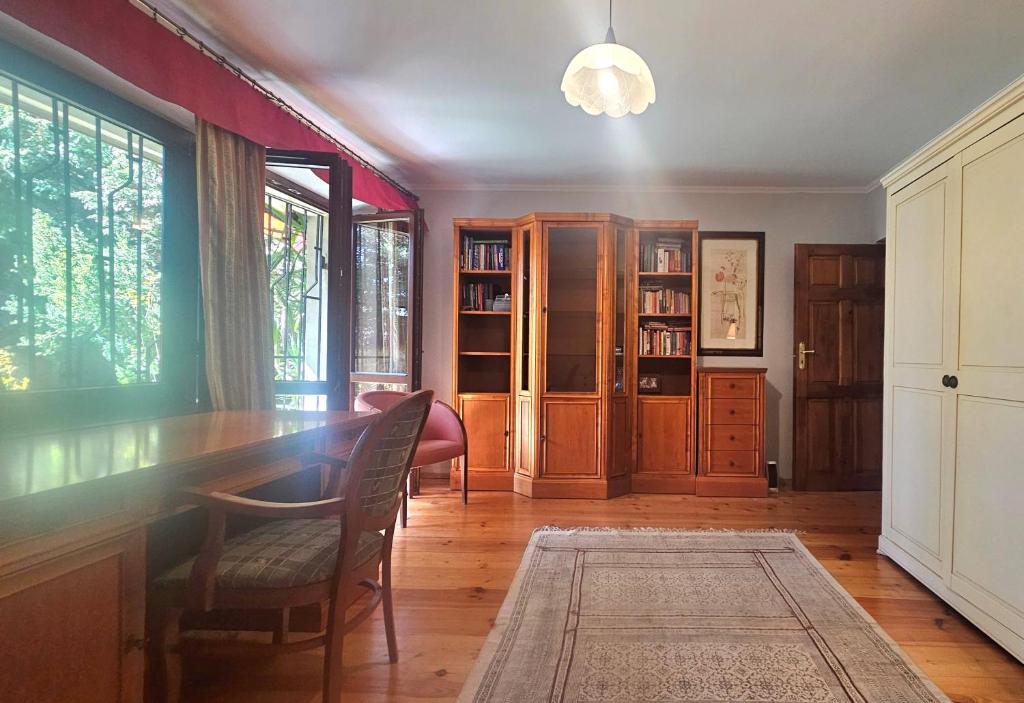 Park Apartment - Deluxe Double Room