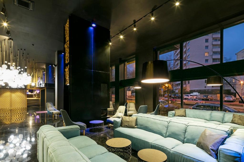 O zonă de relaxare la Pytloun Imperial Design Suites