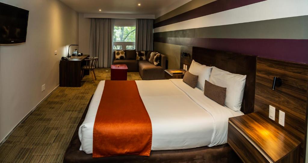 Hotel Casa Ciudad - Deluxe Double Or Twin Room