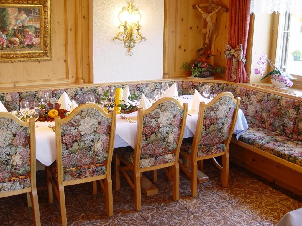 Posedenie v ubytovaní Hotel Montabella