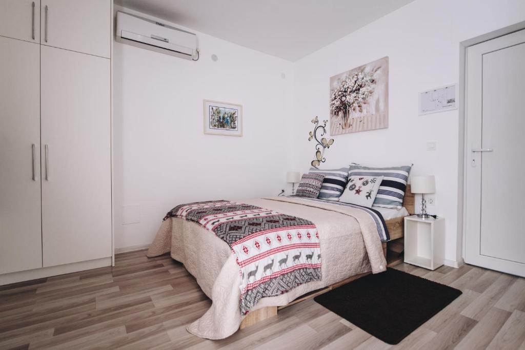 Apartments Borna - 7