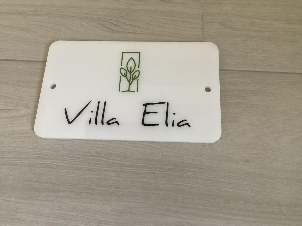 a lightswitch with the word villa elia on it at Villa Elia in Kástron