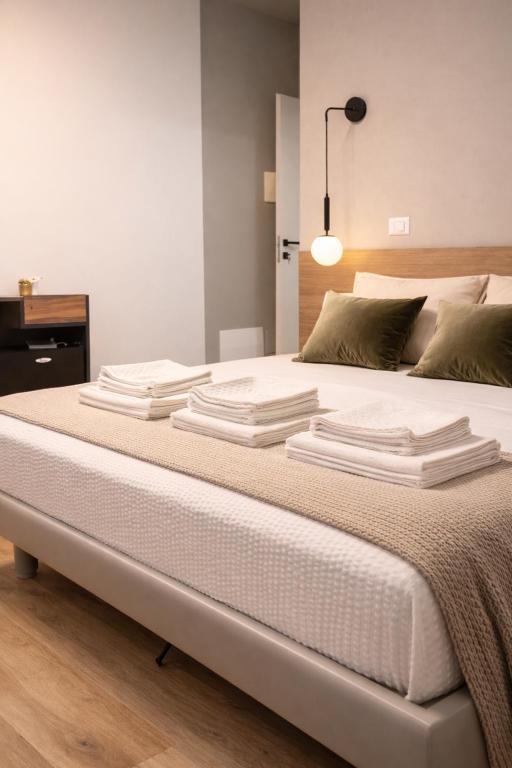 A Due Passi Dalla Scalinata Restyling - Housity