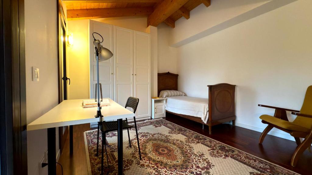 Casa Bianca Vicino Humanitas e Forum di Assago - Chambre Simple De Luxe Avec Balcon