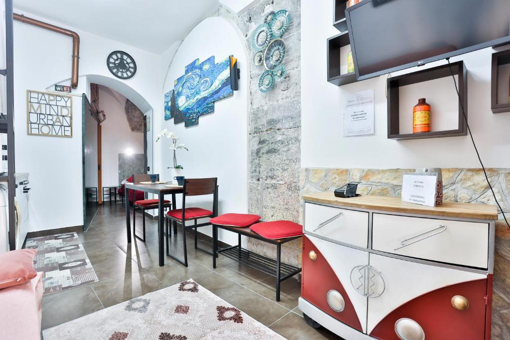 GuestHost - Storico 31 - Tiny & Comfy Studio Apartment