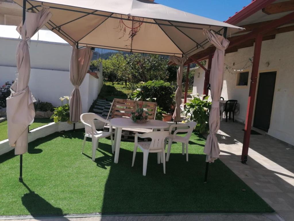 Angela's place - Stomio residence near the sea - Housity