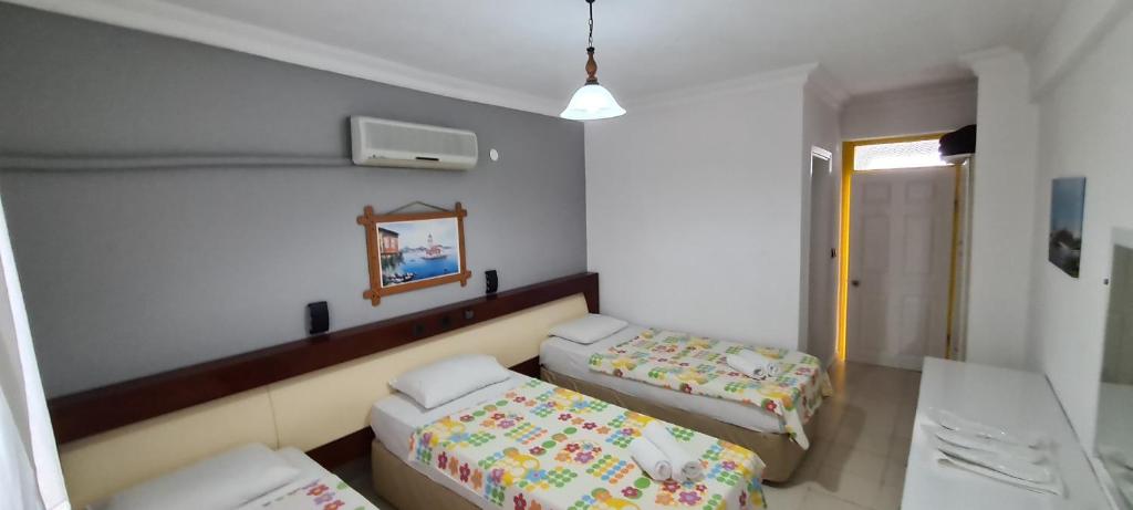 California Apart Otel - Triple Room With Balcony