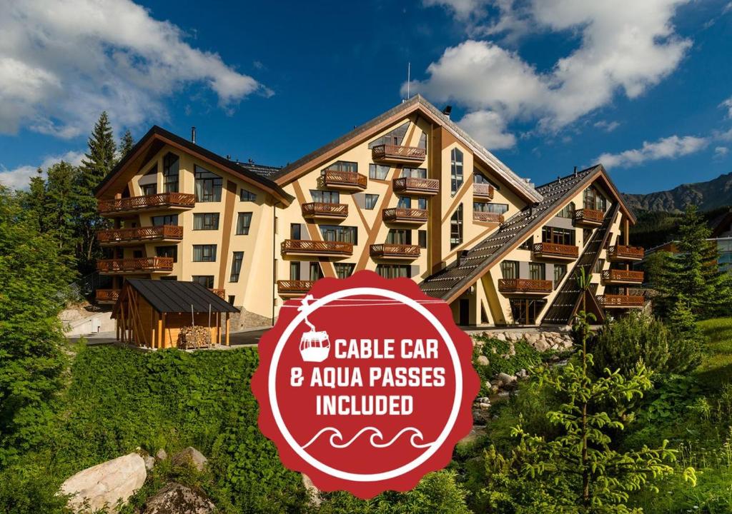 Un certificat, premiu, logo sau alt document afișat la Hotel Pošta