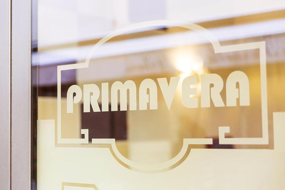 Certifikát, hodnocení, plakát nebo jiný dokument vystavený v ubytování Primavera