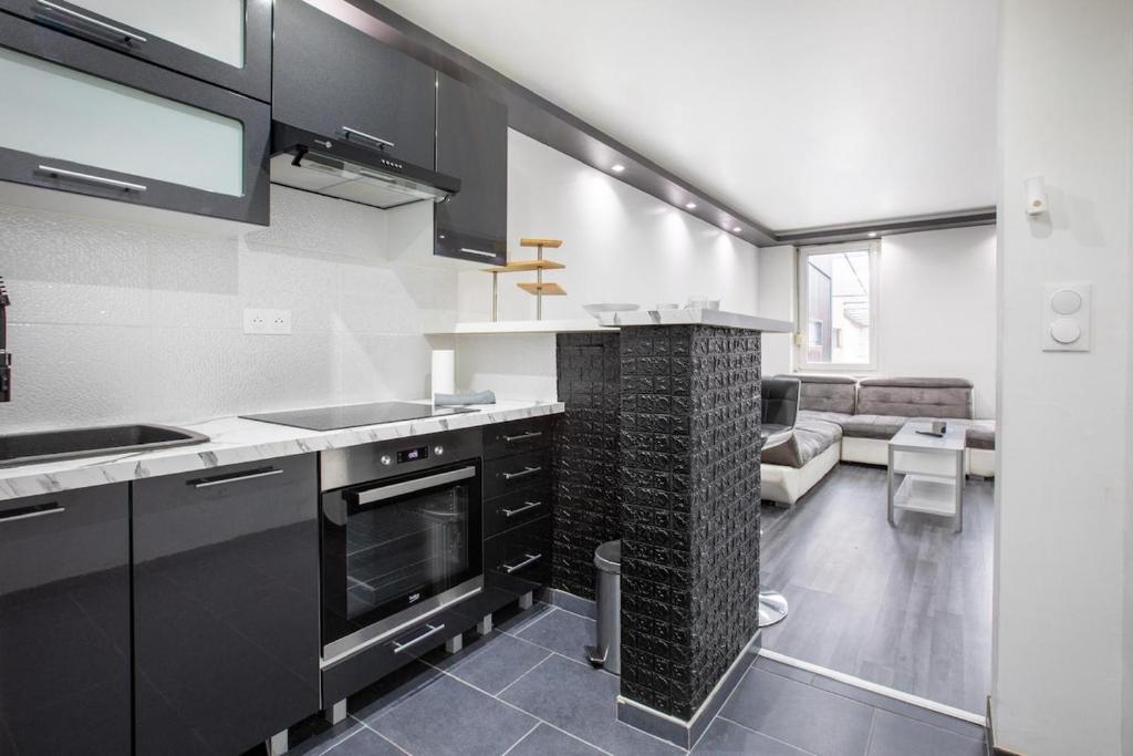 Appartement T2 Cosy avec Fibre et Stationnement Gratuit – photo 4