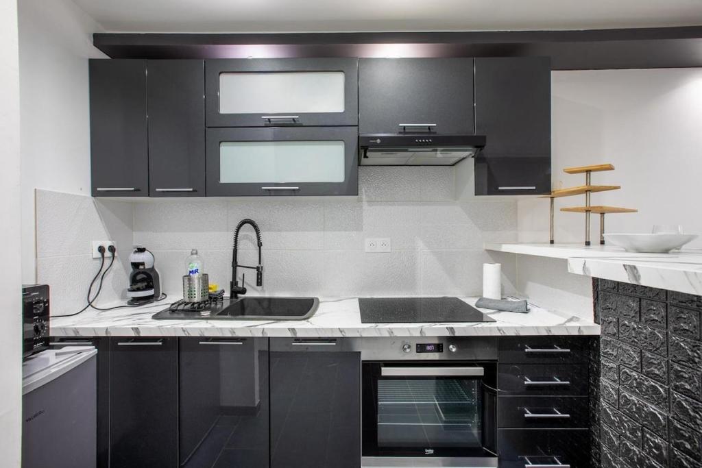 Appartement T2 Cosy avec Fibre et Stationnement Gratuit – photo 18