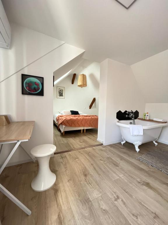 Sous les toits avec garage et terrasse à Ribeauville – photo 12