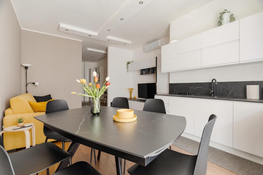 The Giambellino Diamond - 2 Baths - M4 Frattini