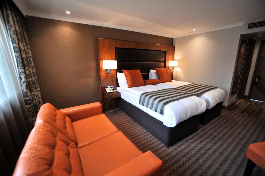 Frensham Pond Country House Hotel & Spa - Dwin Room Executive