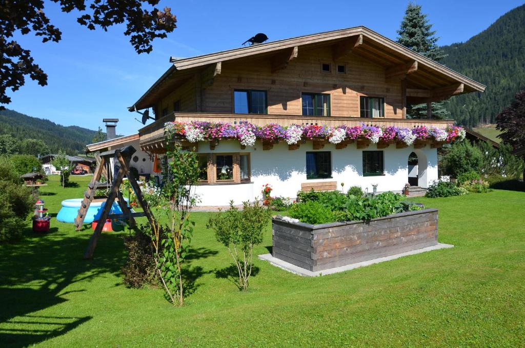 Vonkajšia záhrada v ubytovaní Landhaus Gertrude Eder