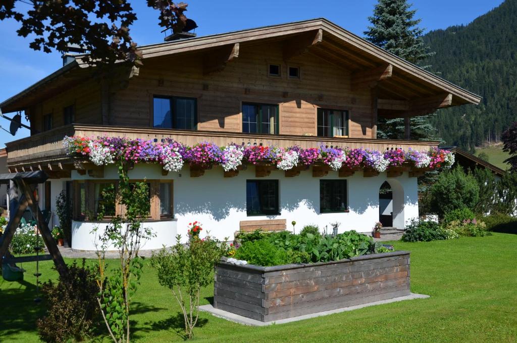 Vonkajšia záhrada v ubytovaní Landhaus Gertrude Eder