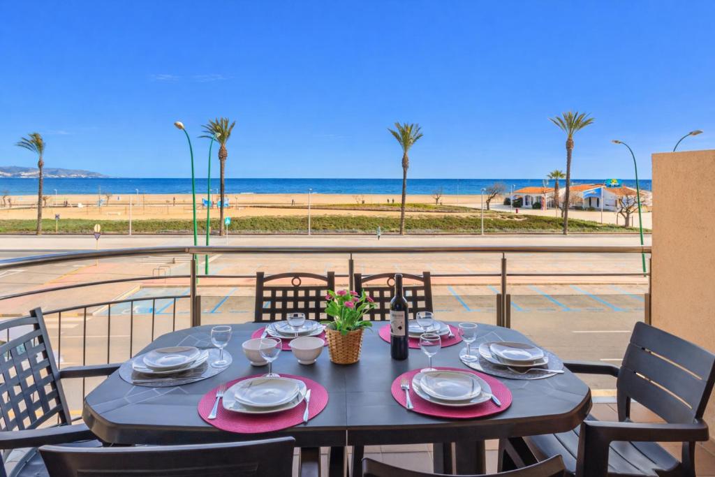 Apart-rent Apartamento Blaucel 0086 con vista al mar