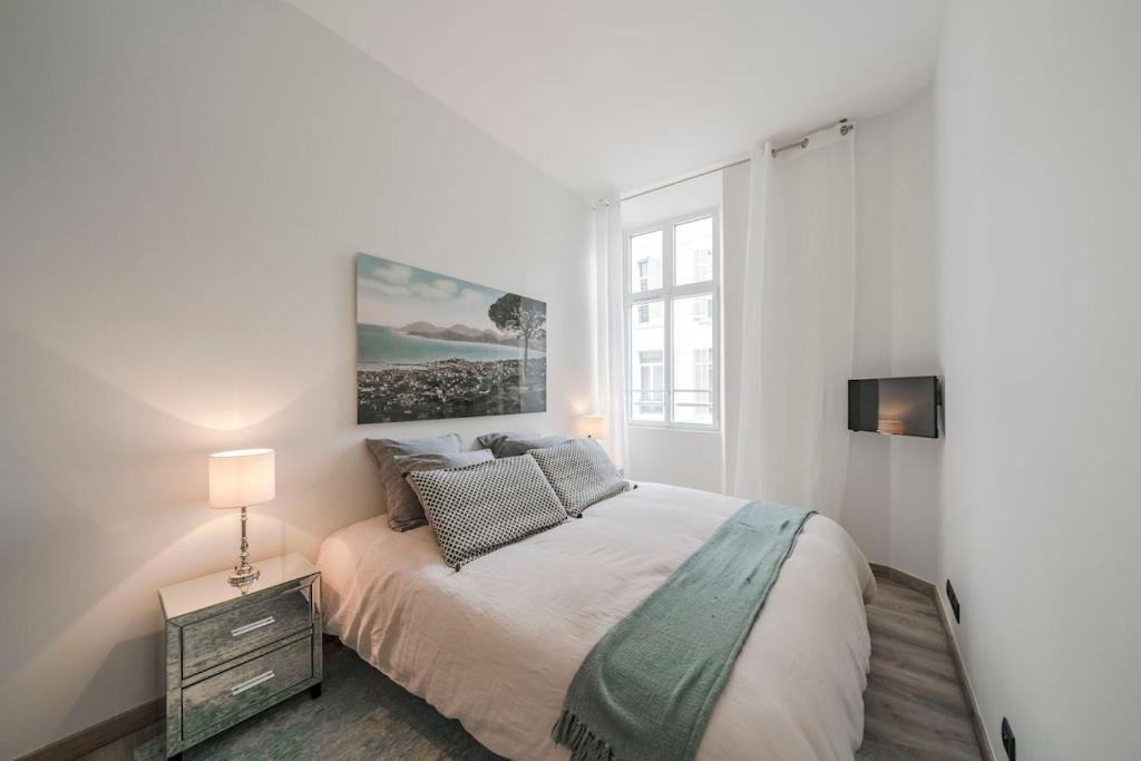 apartment 1 bedroom Cannes Centre rue d'Antibes