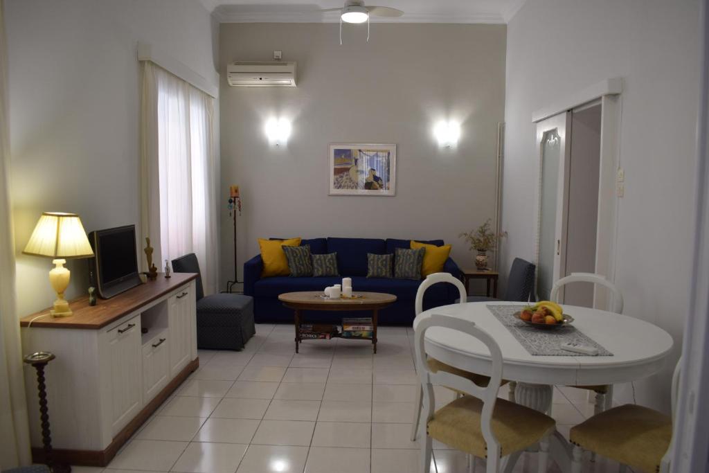 Themelion house
