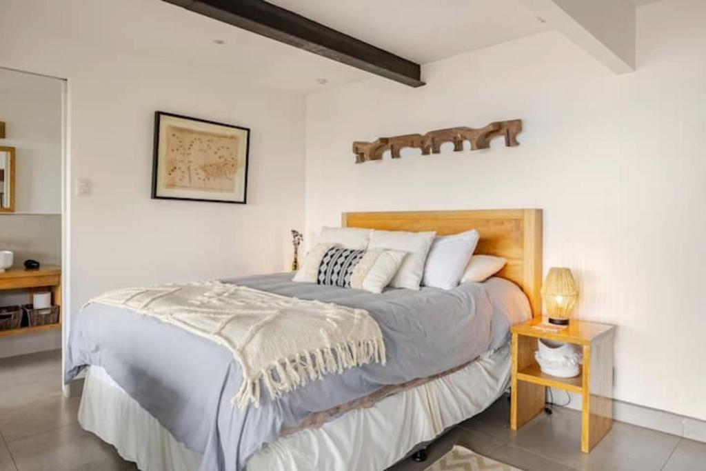 Finca El Tambor Nature Reserve, Lodging and Tours - Studio Met Uitzicht Op De Bergen