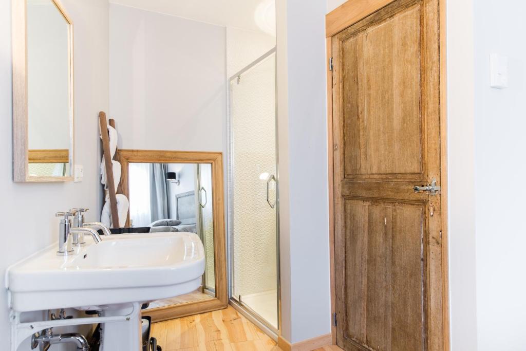 Koupelna v ubytování BnB City