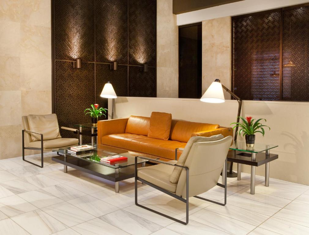 Posezení v ubytování Porter Square Hotel
