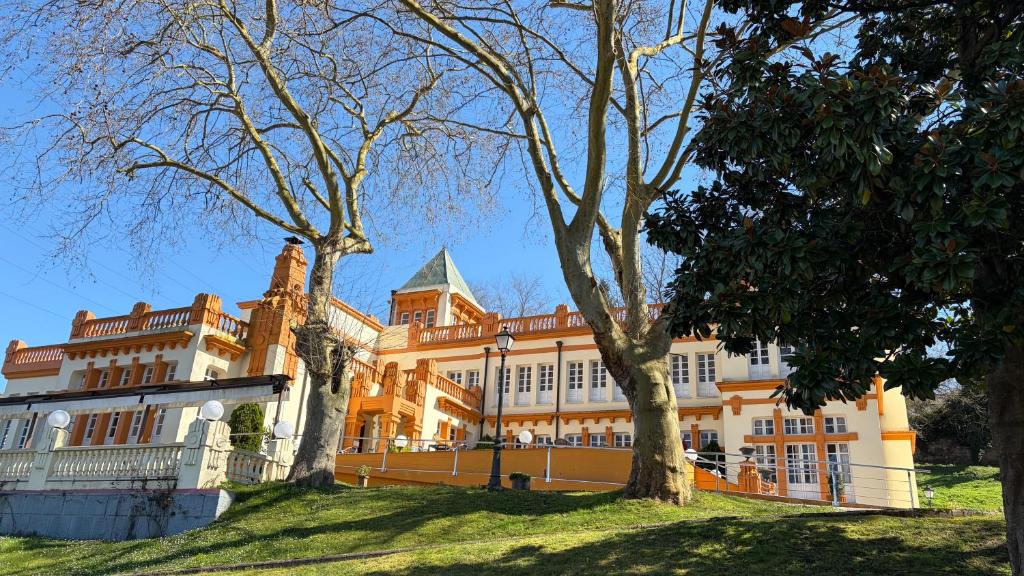 Hotel Palacio de las Nieves - Housity