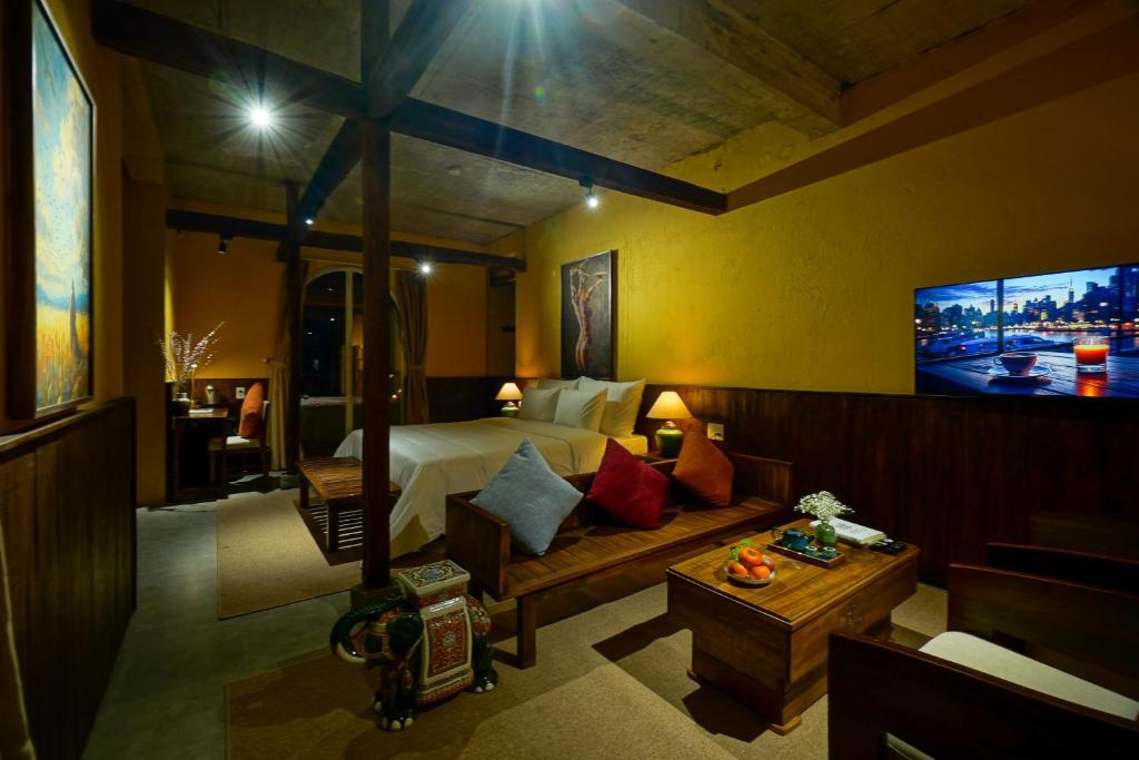 Suite Có Giường Cỡ King Và Bồn Tắm Spa