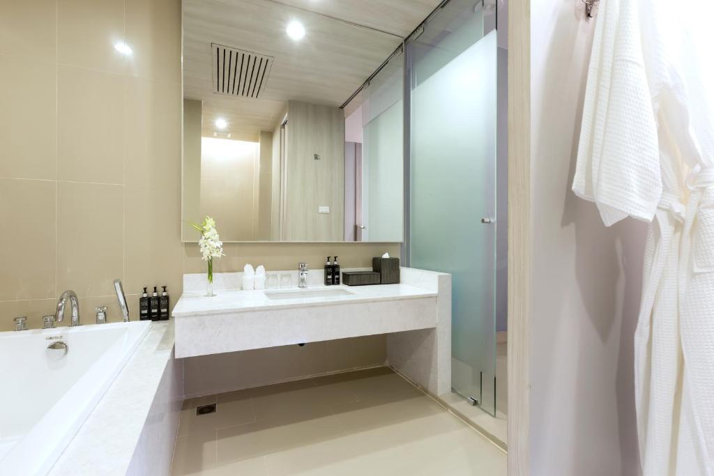 Koupelna v ubytování X10 Khaolak Resort