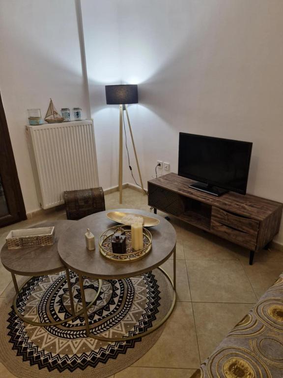 Julia Apartment 250m from Sea