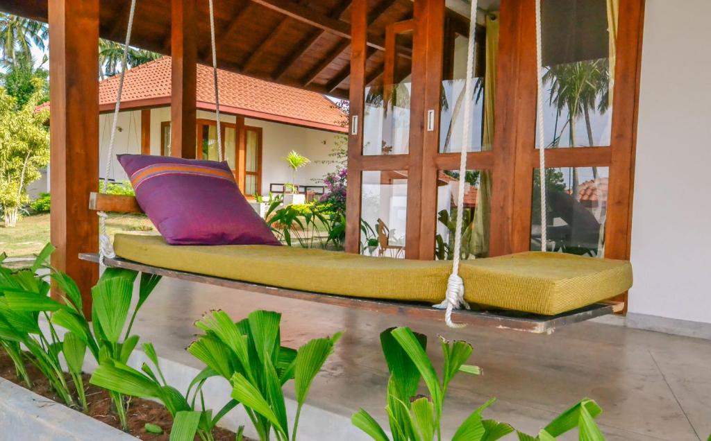 Sanjis The Seaside Cabanas - 10