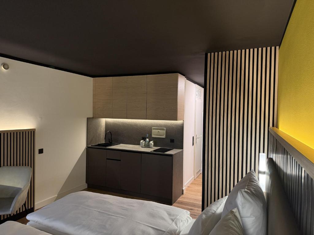 Residenzhotel Stuttgart Airport, Sure Hotel Collection by Best Western - Deluxe Double Room